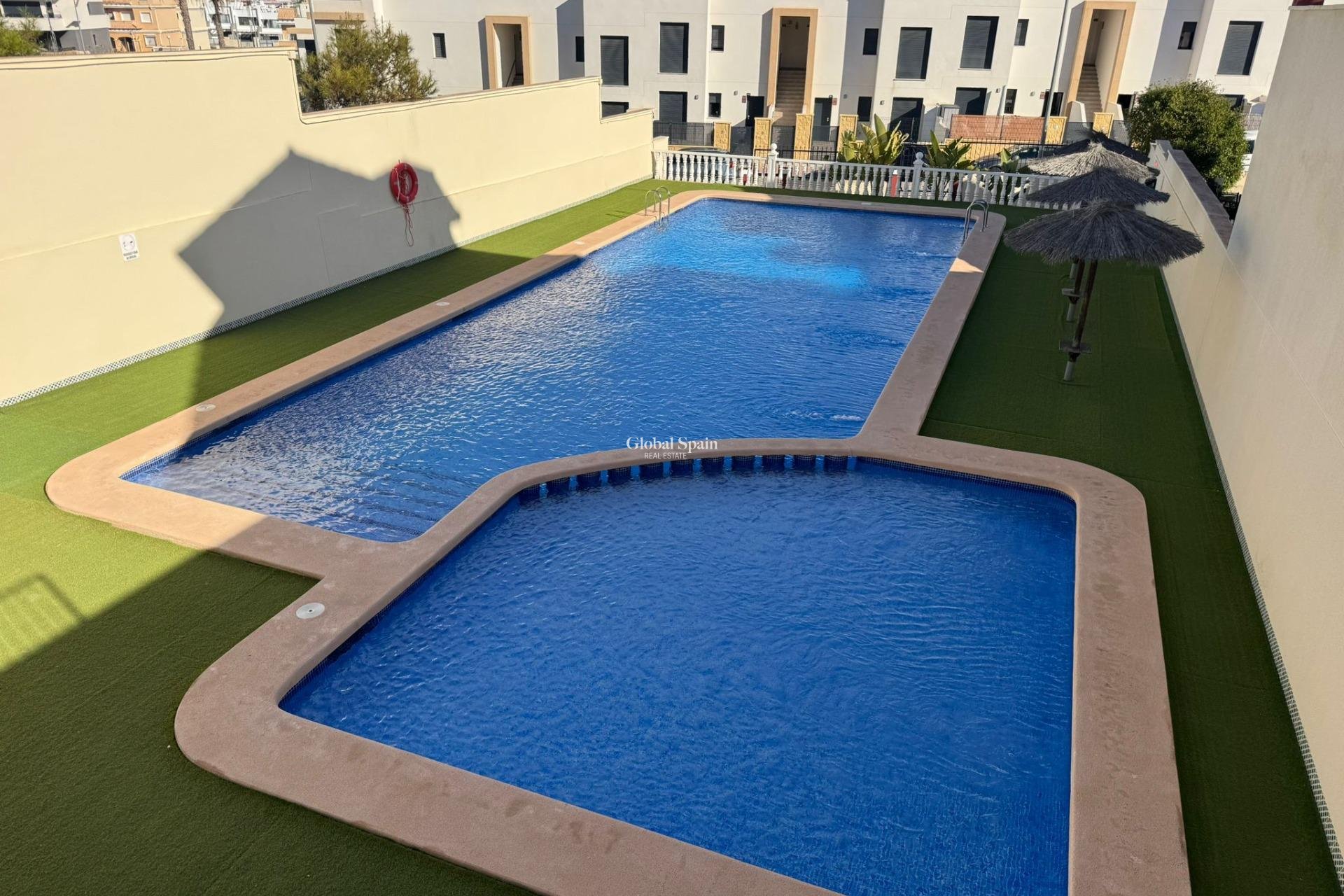 Revente - MAISON -
ORIHUELA COSTA - Los Dolses