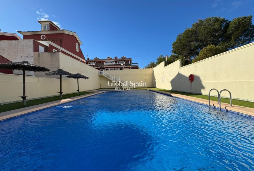 Revente - MAISON -
ORIHUELA COSTA - Los Dolses