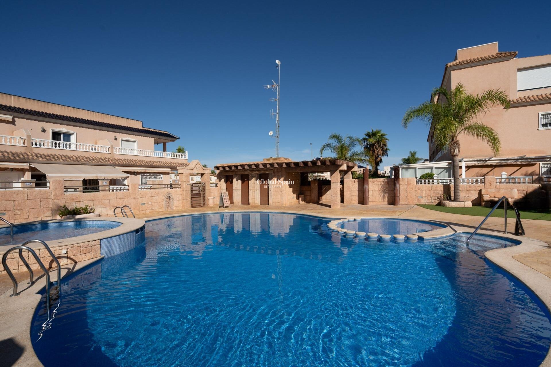 Revente - MAISON -
ORIHUELA COSTA - Los Dolses