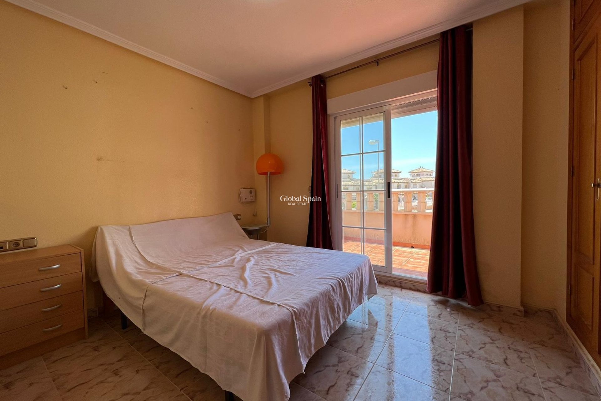 Revente - MAISON -
ORIHUELA COSTA - Montezenia