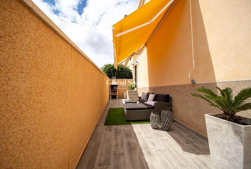 Revente - MAISON -
ORIHUELA COSTA - Pau 26