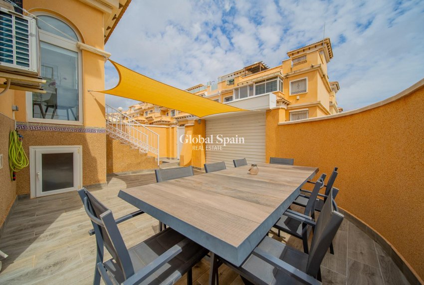 Revente - MAISON -
ORIHUELA COSTA - Pau 26