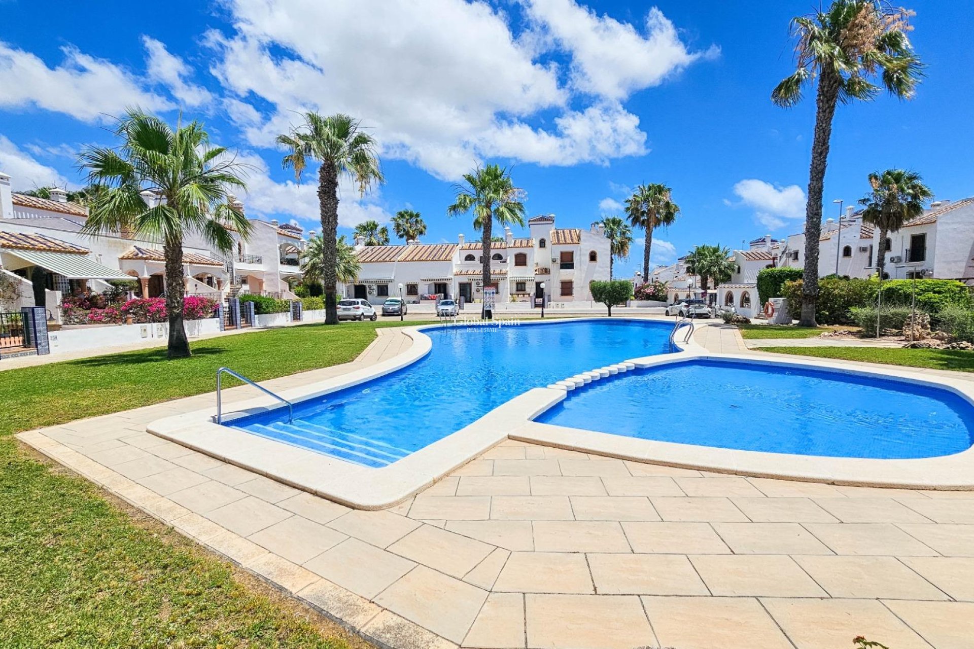 Revente - MAISON -
ORIHUELA COSTA - PAU 8