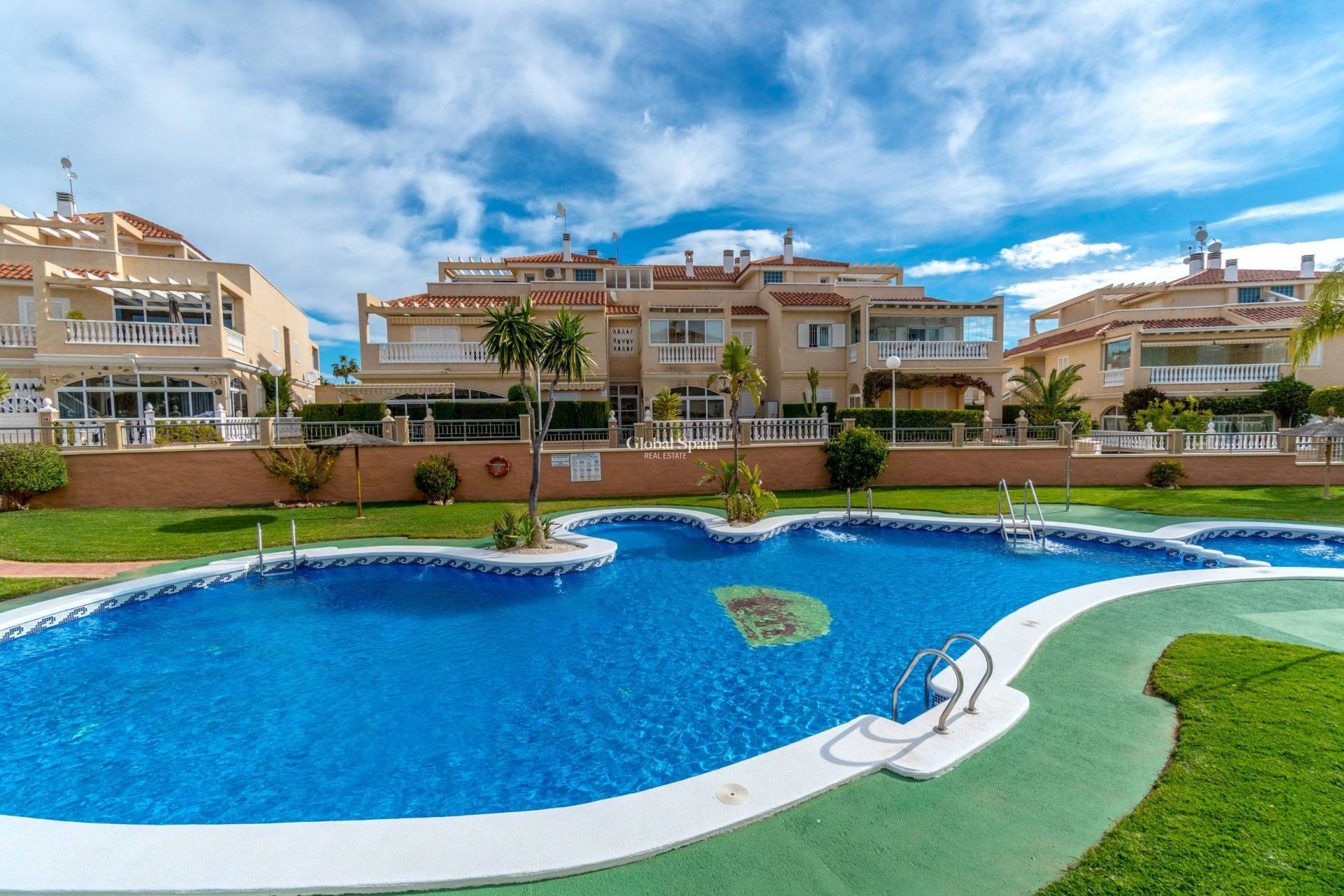 Revente - MAISON -
ORIHUELA COSTA - Playa Flamenca