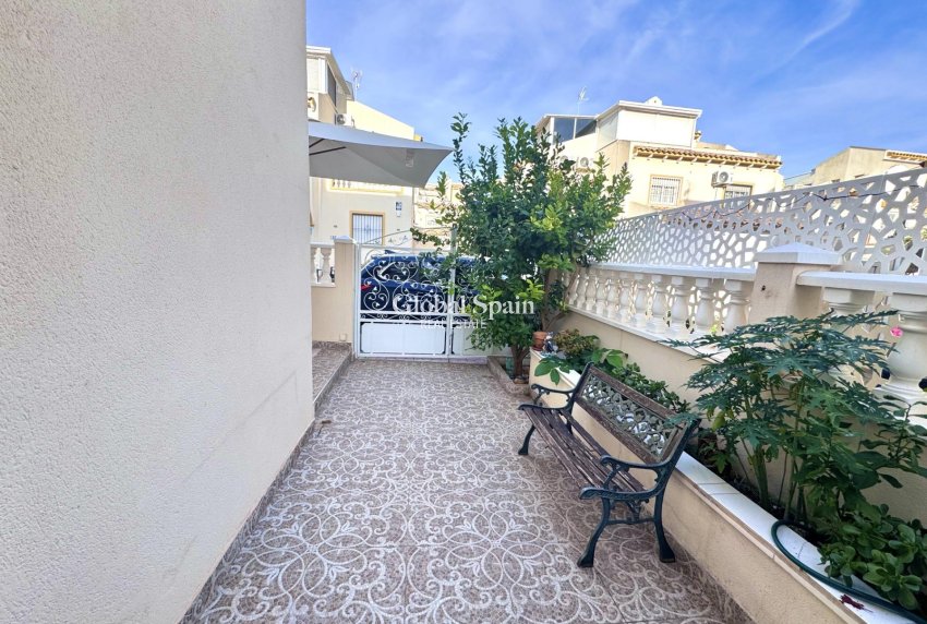 Revente - MAISON -
ORIHUELA COSTA - Playa Flamenca