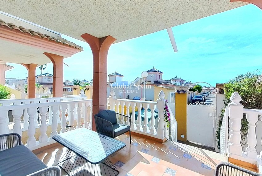 Revente - Maison -
ORIHUELA COSTA - Playa Flamenca