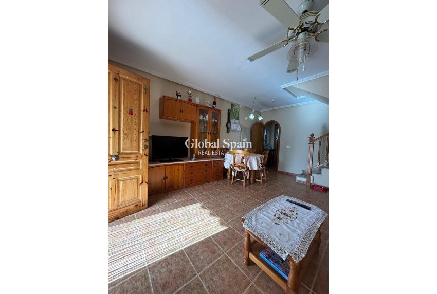 Revente - MAISON -
ORIHUELA COSTA - Punta Prima