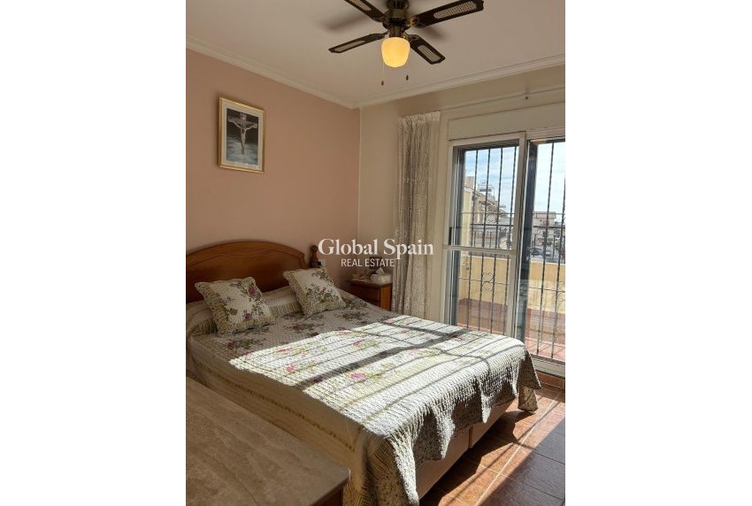 Revente - MAISON -
ORIHUELA COSTA - Punta Prima