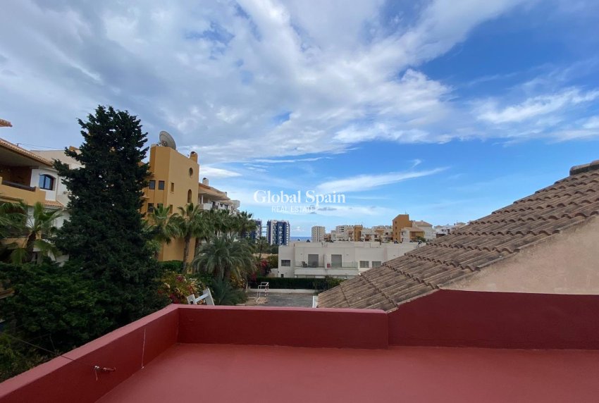Revente - MAISON -
ORIHUELA COSTA - Punta Prima