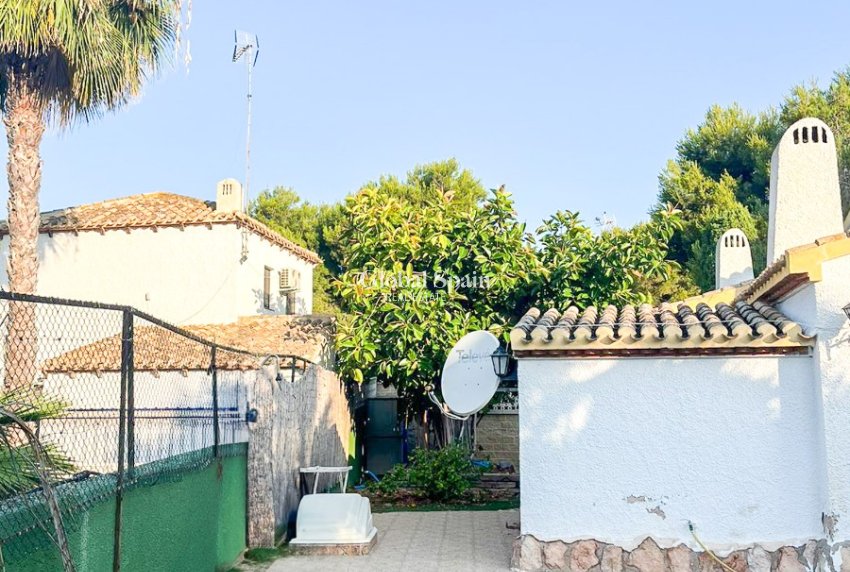 Revente - MAISON -
ORIHUELA COSTA - Punta Prima