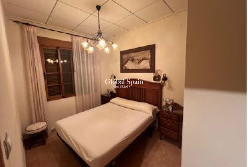 Revente - MAISON -
ORIHUELA COSTA - Punta Prima