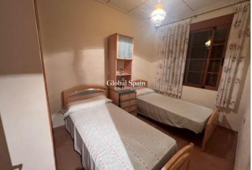 Revente - MAISON -
ORIHUELA COSTA - Punta Prima