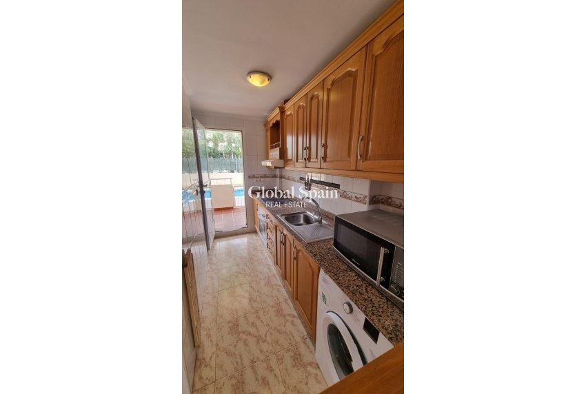 Revente - MAISON -
ORIHUELA COSTA - VILLAMARTÍN