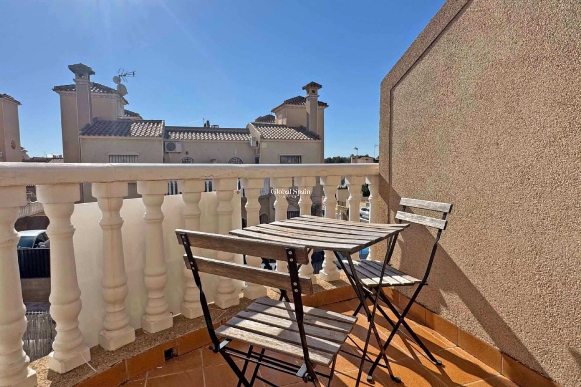 Revente - MAISON -
ORIHUELA COSTA - VILLAMARTÍN