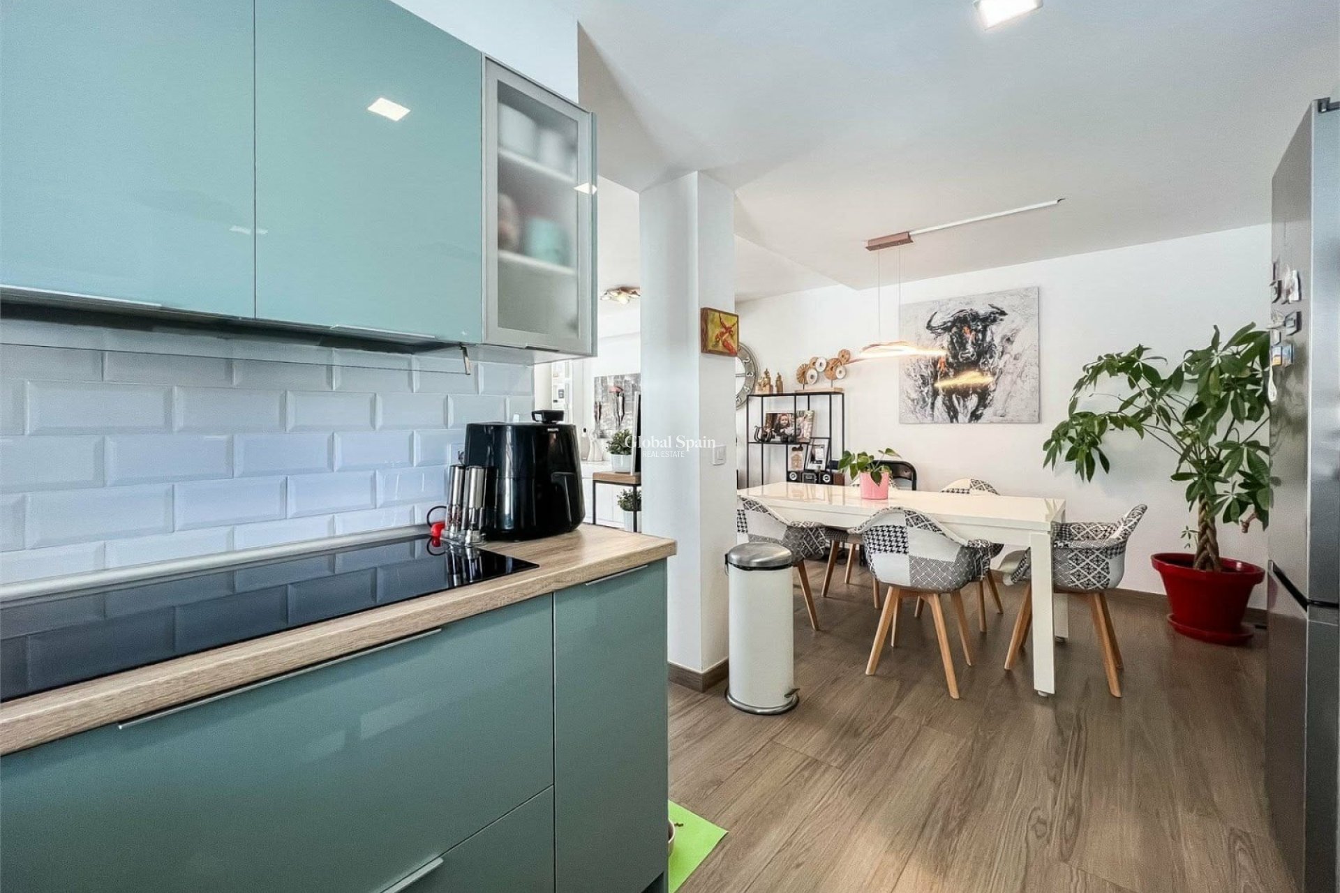 Revente - MAISON -
ORIHUELA COSTA - VILLAMARTÍN