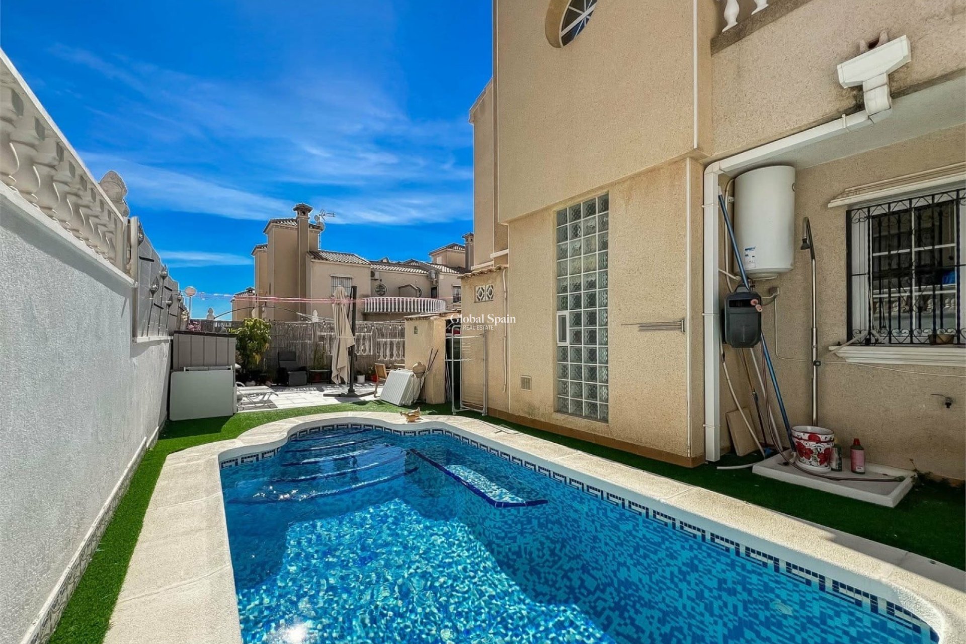 Revente - MAISON -
ORIHUELA COSTA - VILLAMARTÍN