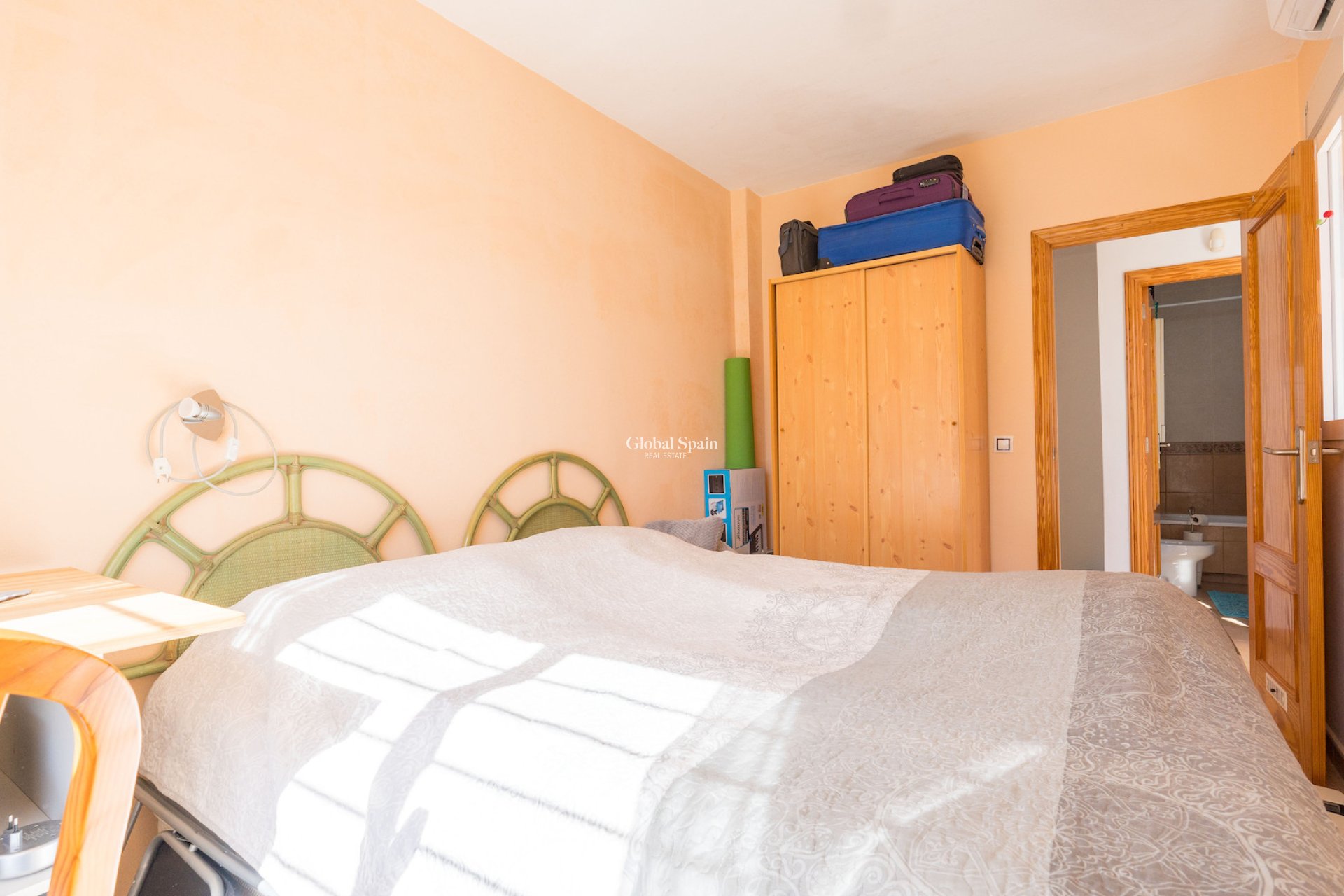 Revente - MAISON -
ORIHUELA COSTA - VILLAMARTÍN