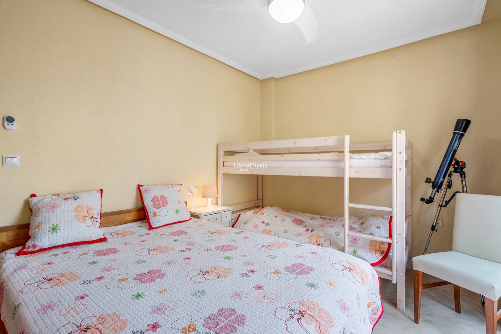 Revente - MAISON -
ORIHUELA COSTA - VILLAMARTÍN