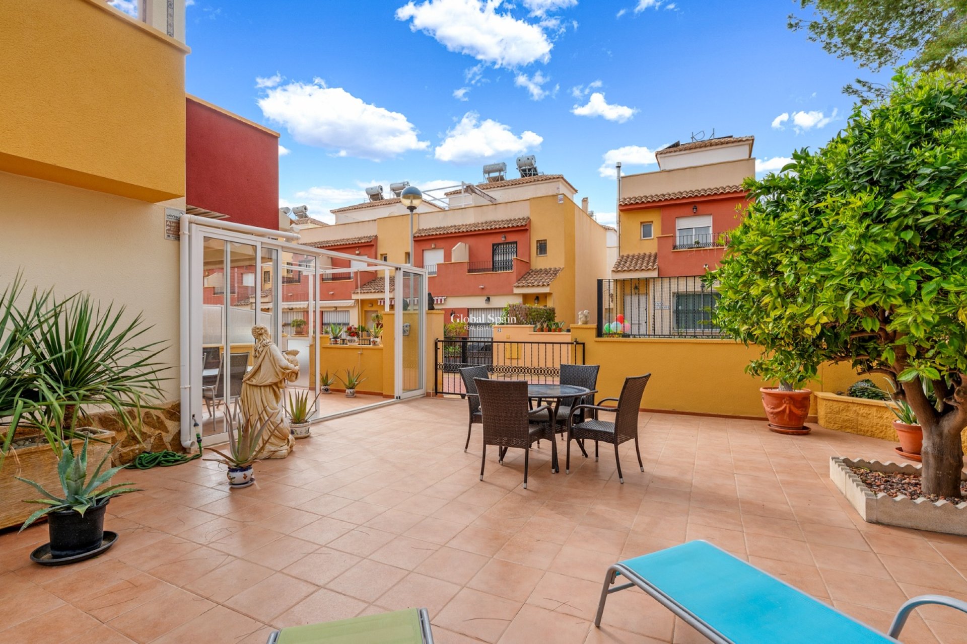 Revente - MAISON -
ORIHUELA COSTA - VILLAMARTÍN
