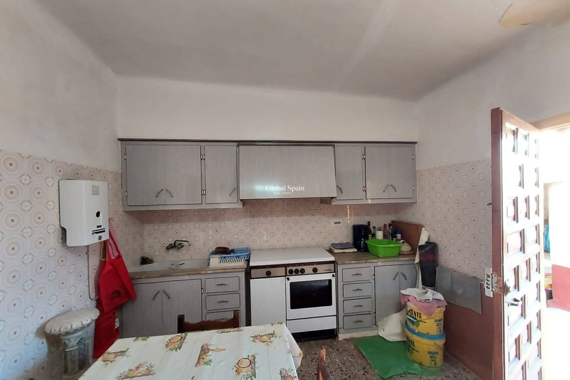 Revente - MAISON -
ORIHUELA - Desamparados