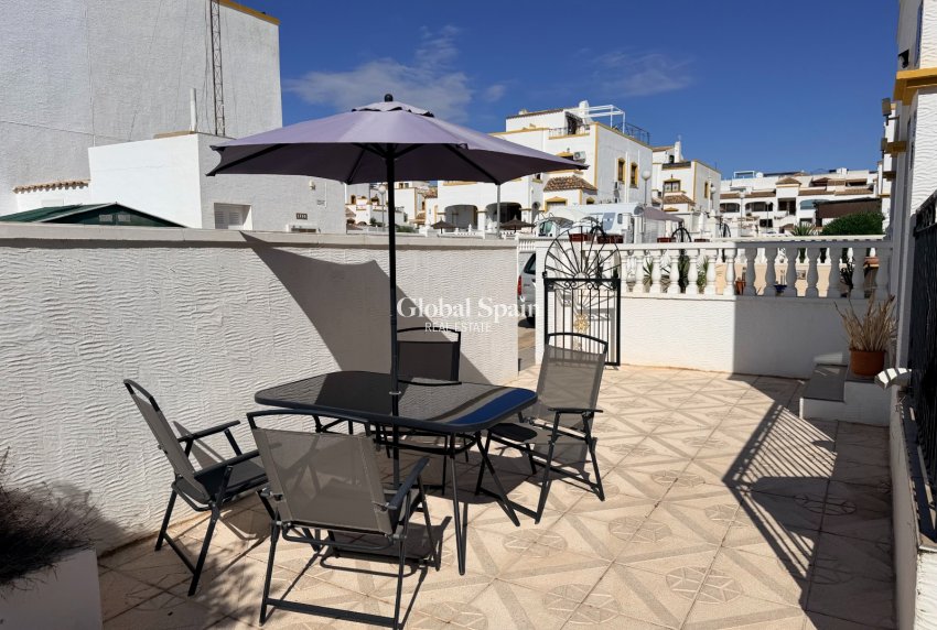 Revente - MAISON -
ORIHUELA - Entre Naranjos
