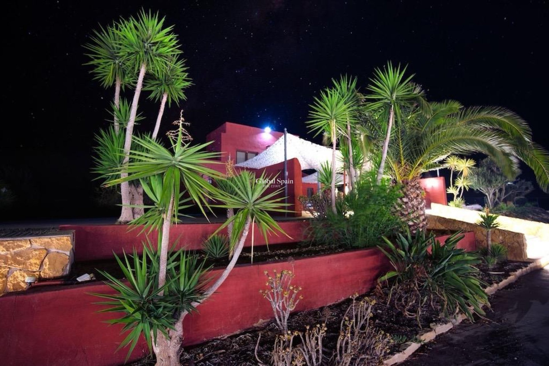 Revente - MAISON -
ORIHUELA - Inland