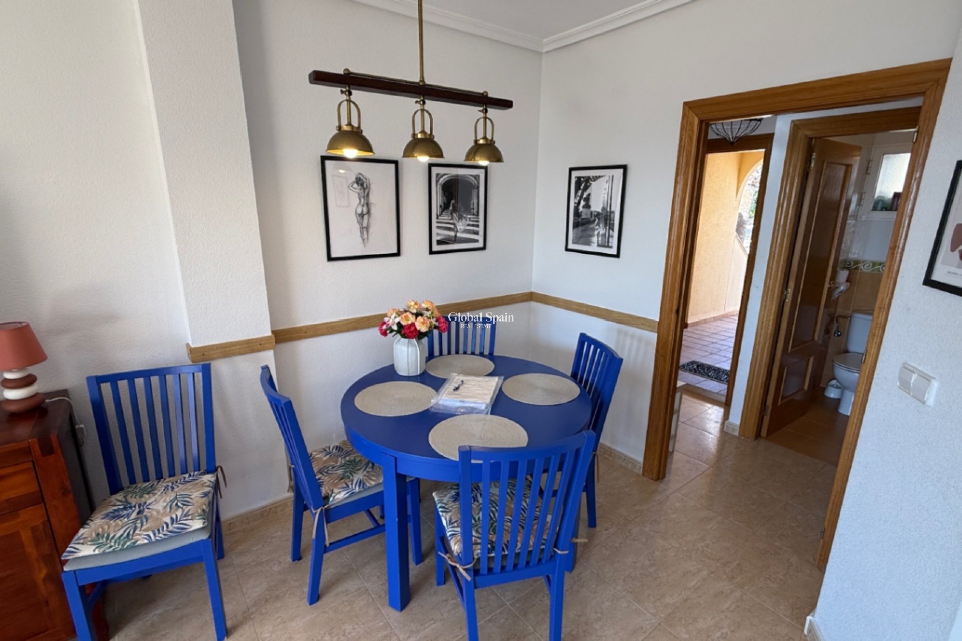 Revente - MAISON -
ORIHUELA - Inland