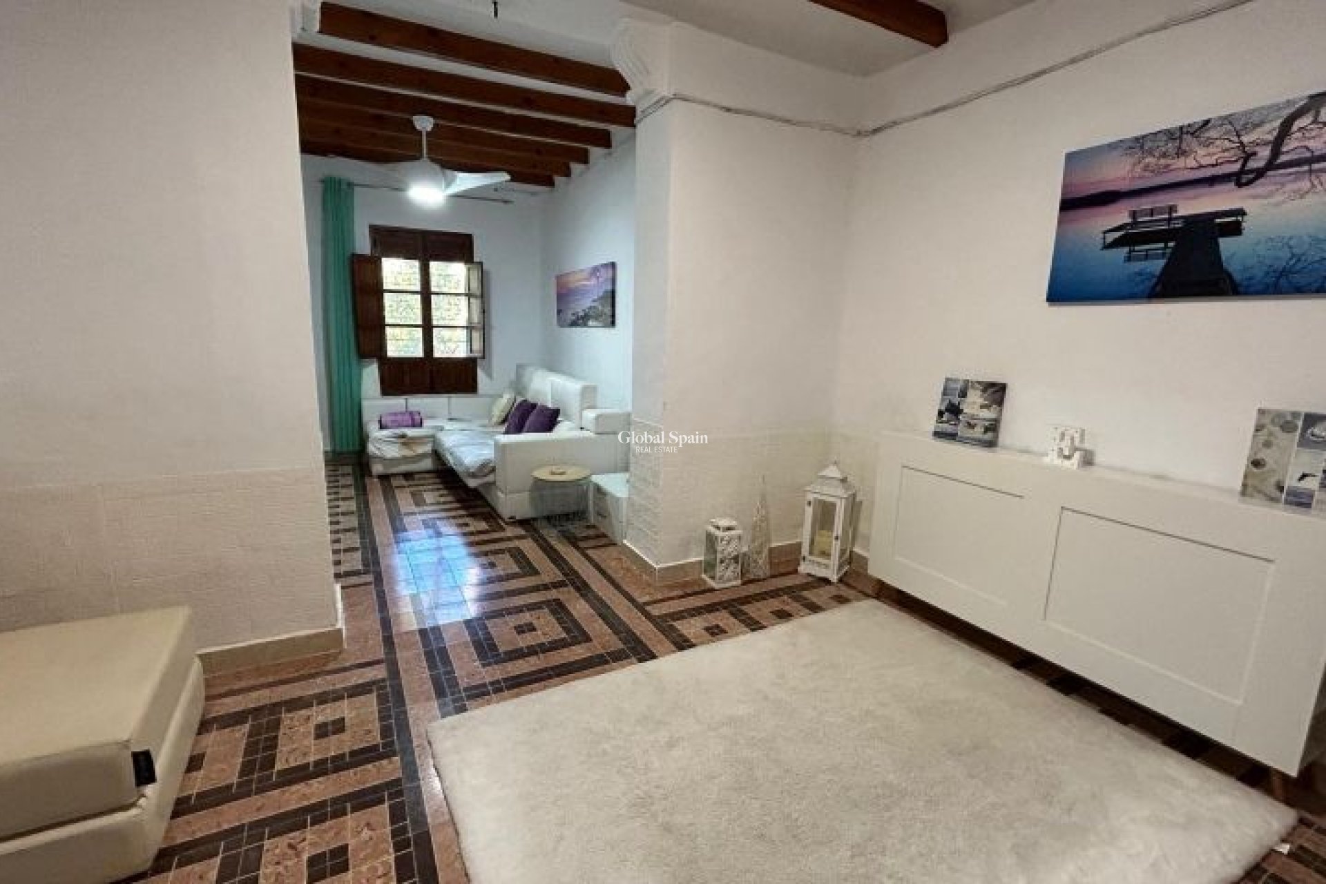 Revente - MAISON -
ORIHUELA - Inland