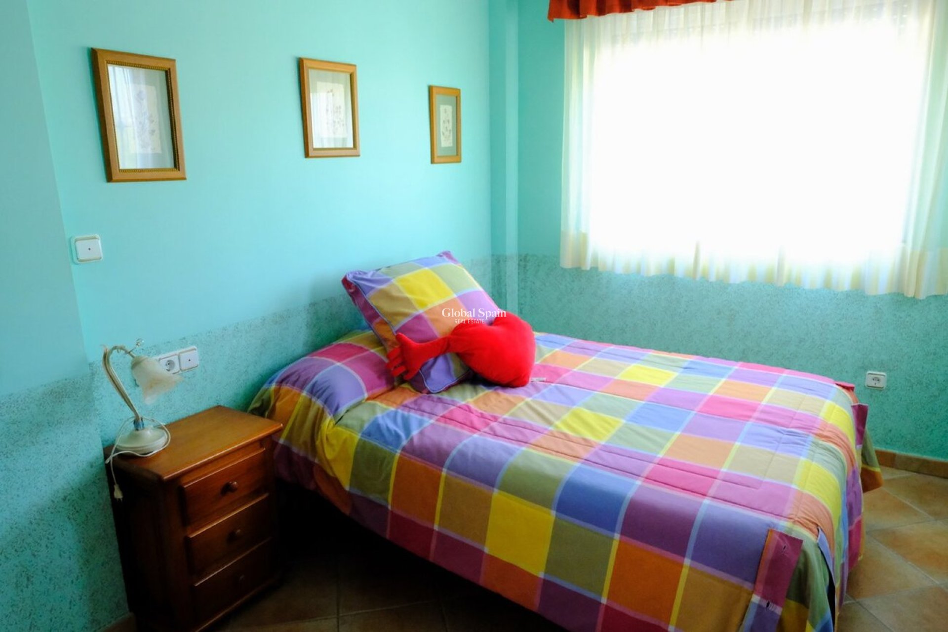 Revente - MAISON -
ORIHUELA - Inland