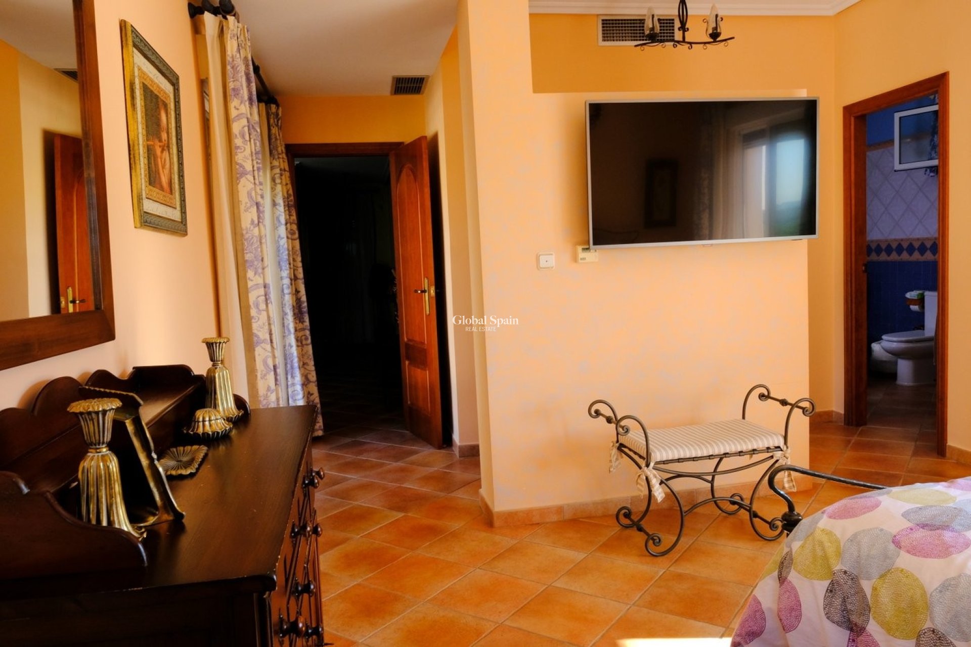 Revente - MAISON -
ORIHUELA - Inland