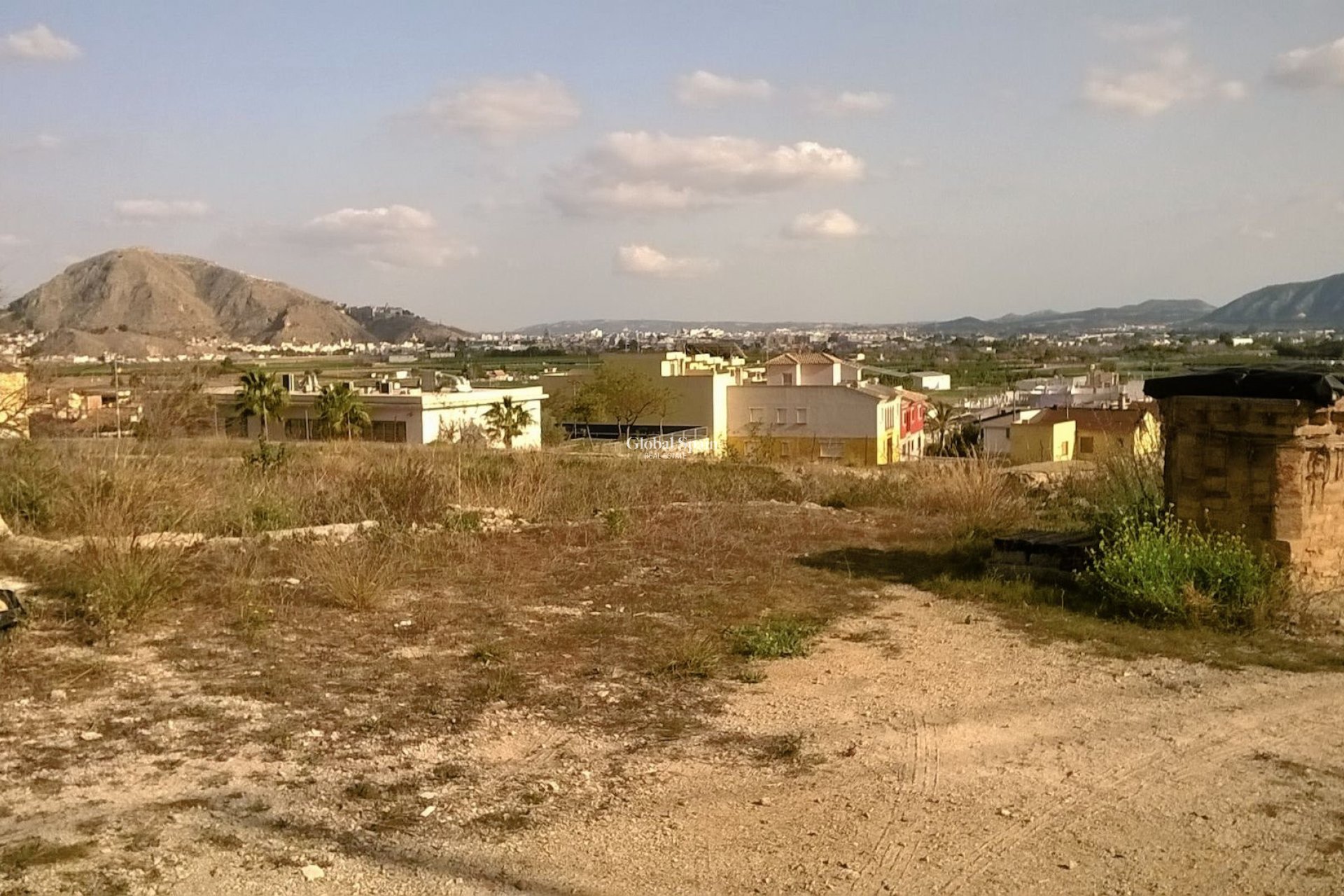 Revente - MAISON -
ORIHUELA - Inland