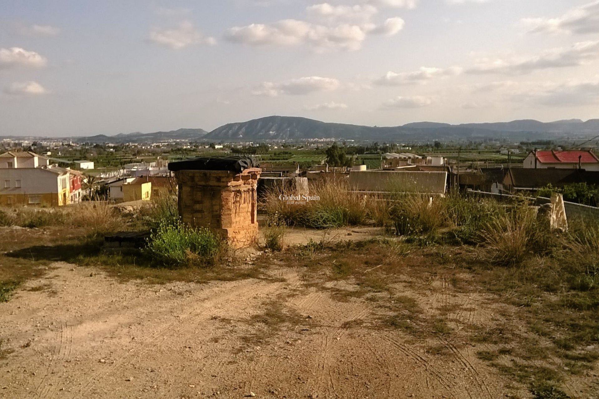 Revente - MAISON -
ORIHUELA - Inland