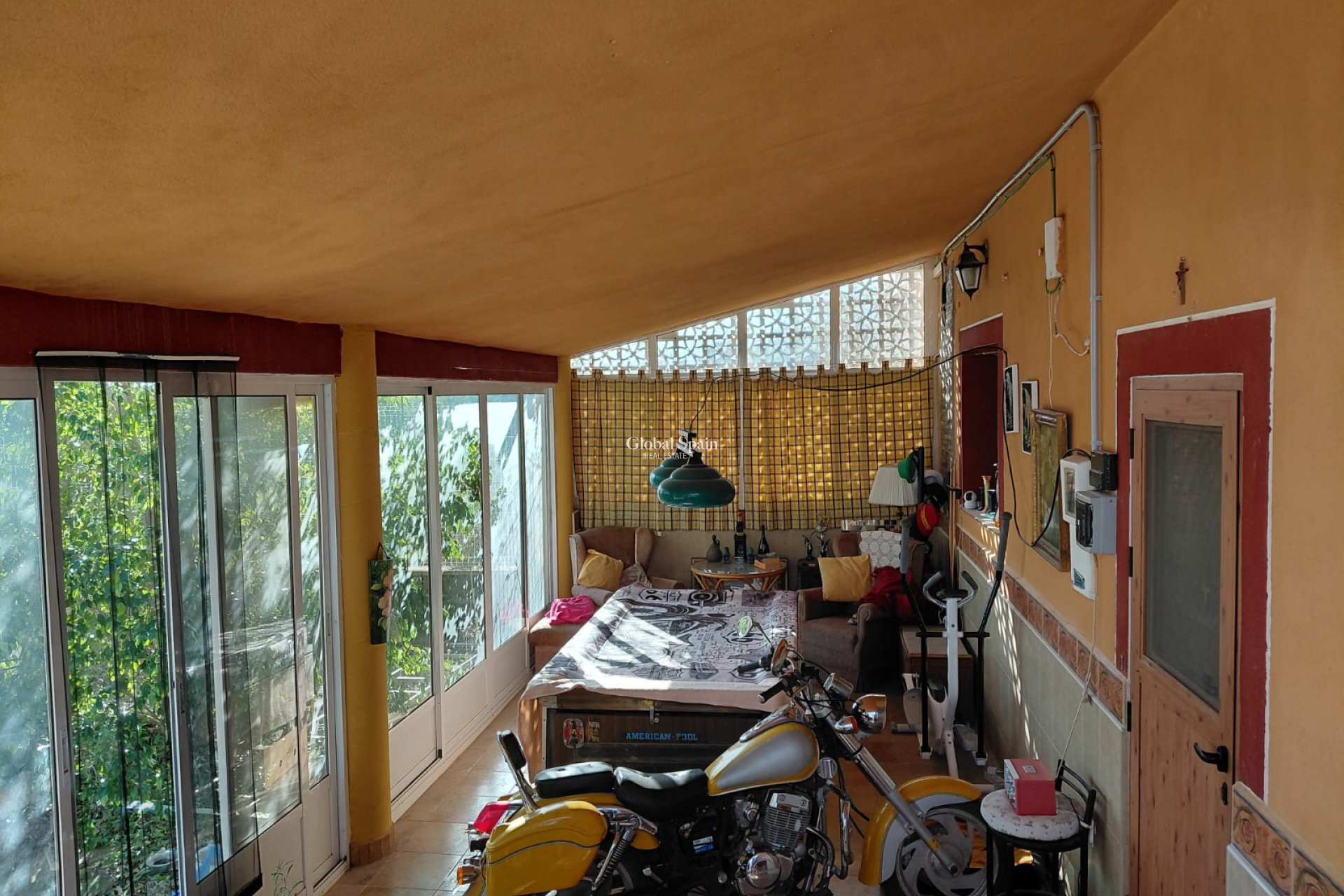 Revente - MAISON -
ORIHUELA - Inland