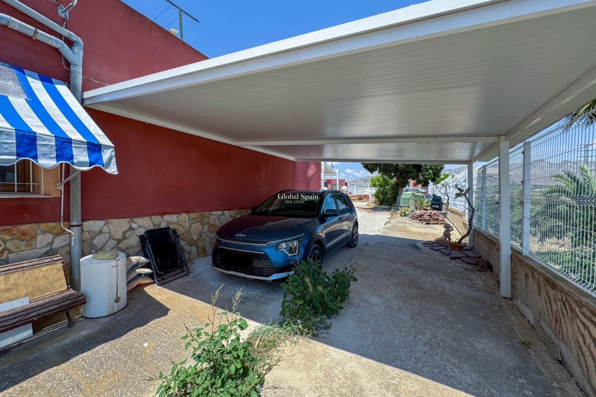 Revente - MAISON -
ORIHUELA - Inland
