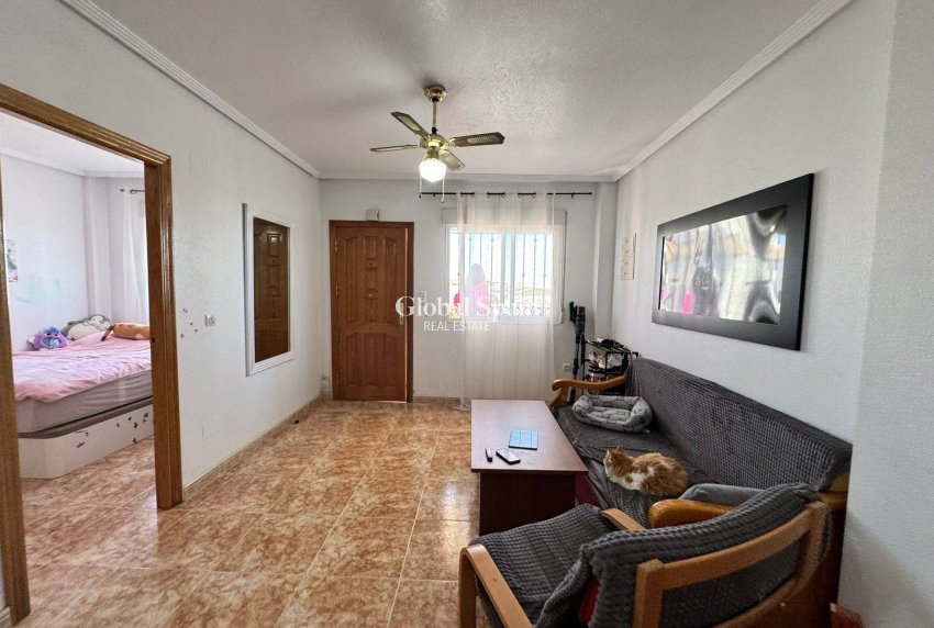 Revente - MAISON -
ORIHUELA - Los Balcones Y Los Altos