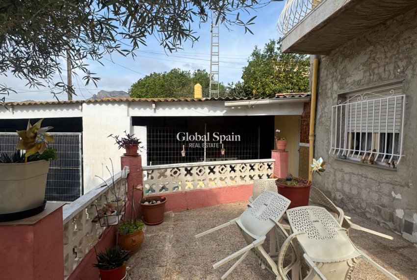 Revente - MAISON -
ORIHUELA - Orihuela Ciudad