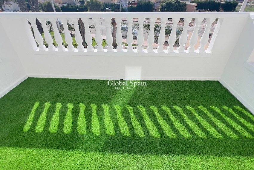 Revente - Maison -
ORIHUELA - Orihuela Costa