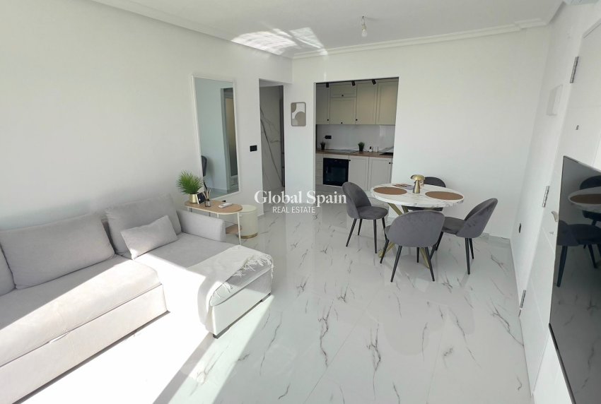 Revente - Maison -
ORIHUELA - Orihuela Costa