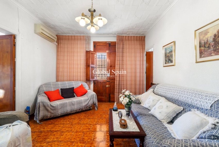 Revente - MAISON -
ORIHUELA - Raiguero De Bonanza