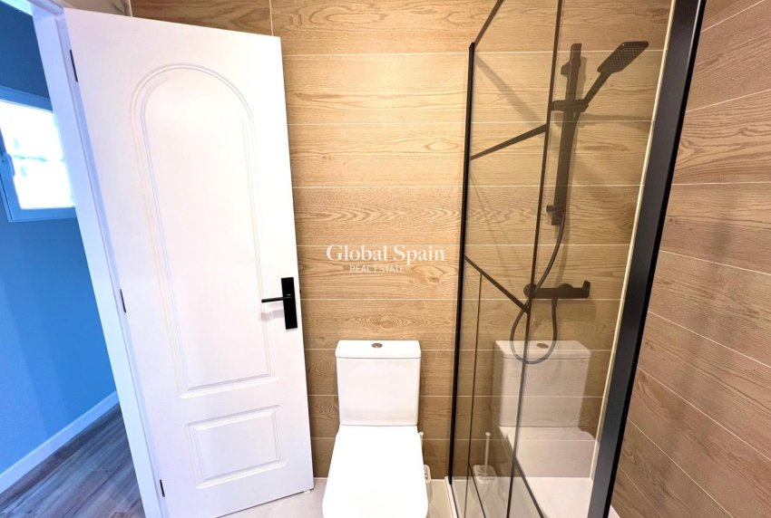 Revente - MAISON -
ORIHUELA - Urbanización Perla del Mar