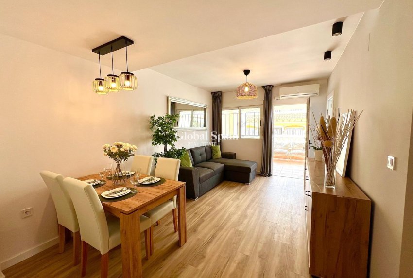 Revente - MAISON -
ORIHUELA - Urbanización Perla del Mar