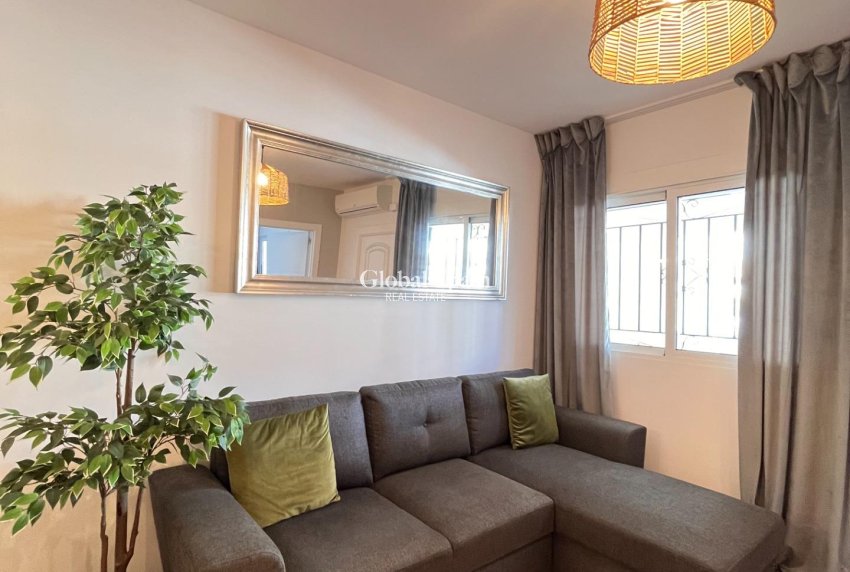 Revente - MAISON -
ORIHUELA - Urbanización Perla del Mar