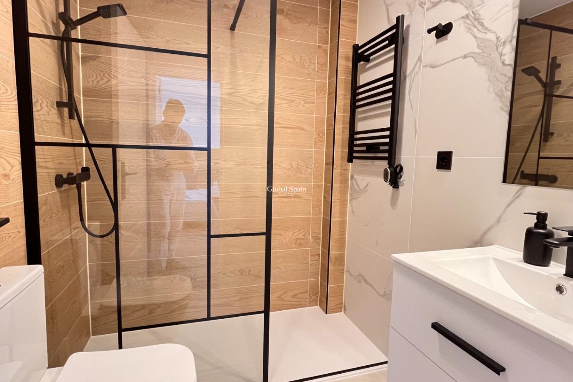 Revente - MAISON -
ORIHUELA - Urbanización Perla del Mar