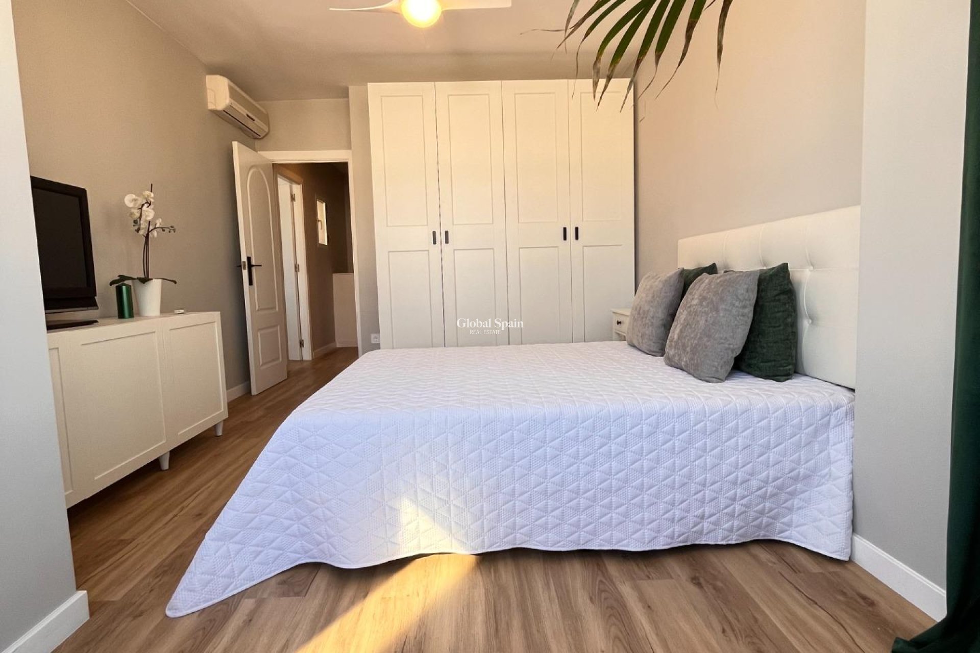 Revente - MAISON -
ORIHUELA - Urbanización Perla del Mar