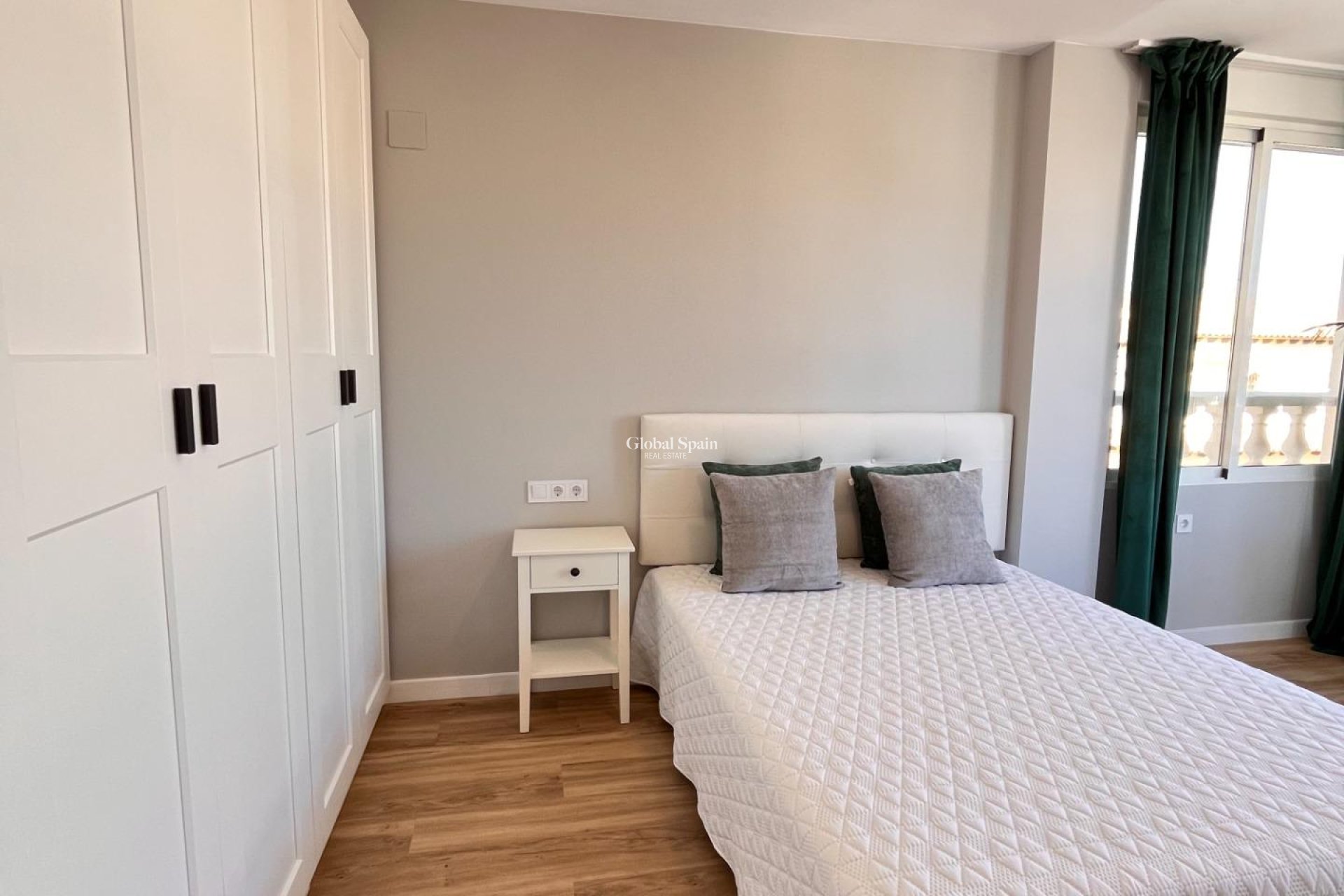 Revente - MAISON -
ORIHUELA - Urbanización Perla del Mar