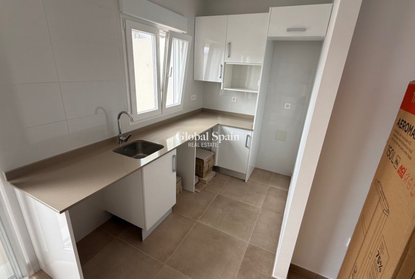 Revente - MAISON -
PILAR DE LA HORADADA - Costa Blanca Sur