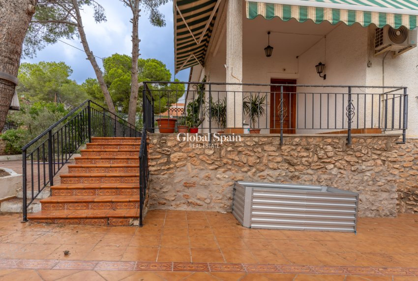 Revente - MAISON -
PILAR DE LA HORADADA - Pinar de Campoverde