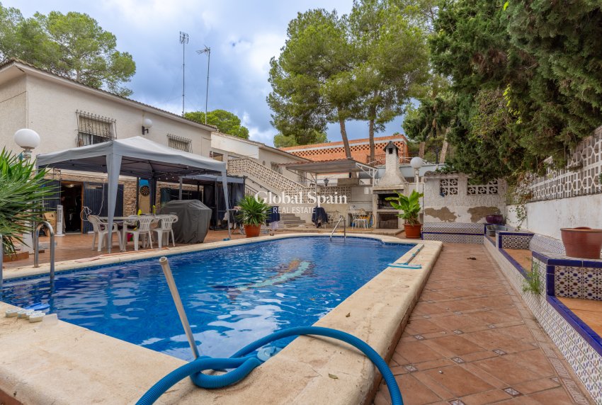 Revente - MAISON -
PILAR DE LA HORADADA - Pinar de Campoverde