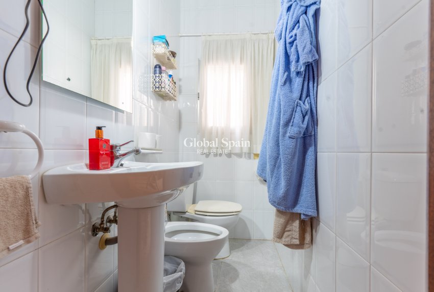 Revente - MAISON -
PILAR DE LA HORADADA - Pinar de Campoverde