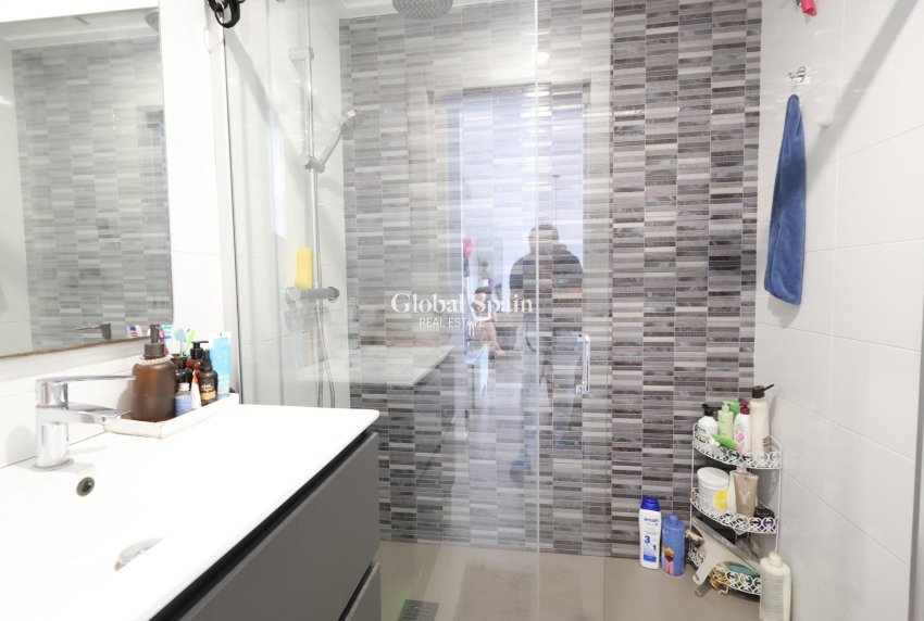 Revente - Maison -
PILAR DE LA HORADADA - Zona Pueblo